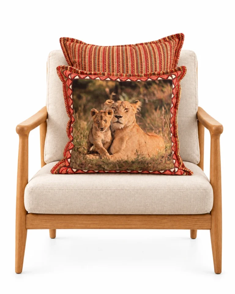 The pride queen lioness — Product arrangement